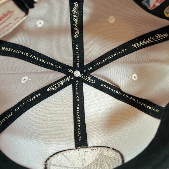 Golden State Warriors Mitchell & Ness Nostalgia Co. Hat - Picture 4 of 6